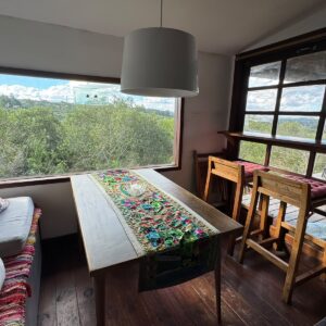 Encantadora Cabaña de Madera en Villa Serrana – Terreno de 504 m² con Bosque Nativo